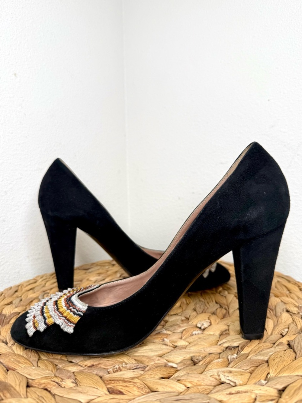 Vtg Missoni Heels Black Suede Leather Pump Iconic Brand Knit Stripe Ruffle Multi